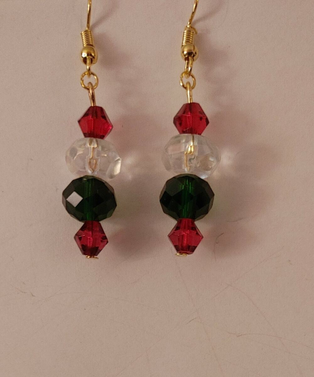 Handmade Christmas Red Green Clear Beaded Dangle Earrings #C64